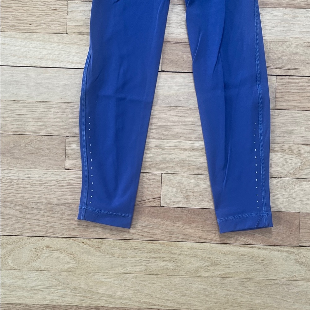 Lululemon Blue High-Waisted Leggings size 2 - Picture 3 of 11